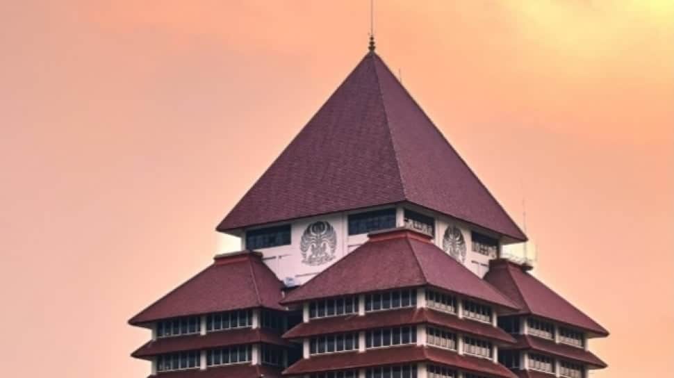 10 Kampus Favorit di Indonesia yang Harus Jadi Pertimbangan Calon Mahasiswa