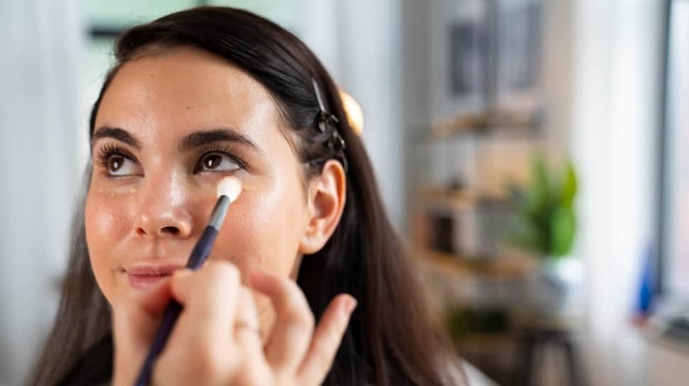 7 Concealer Paling Laris di Shopee: Pixy hingga Mother of Pearl, Pilih Jagoanmu!