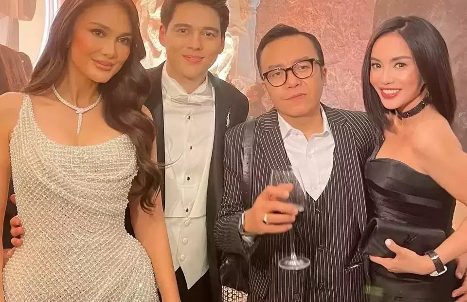 Ari Lasso Pamer Pacar Baru di Instagram, Netizen: “Go Public Ya?”