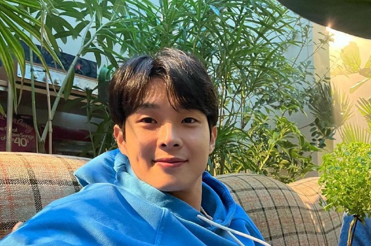 Choi Woo Shik Digaet Bintangi Drama Webtoon 'Whale Star: The Gyeongseong Mermaid'