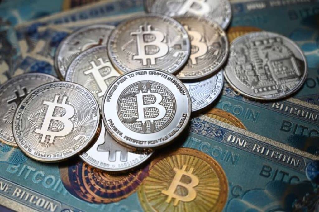 Harga Bitcoin Cetak Rekor Baru, Minat Trading Crypto Futures Melejit!