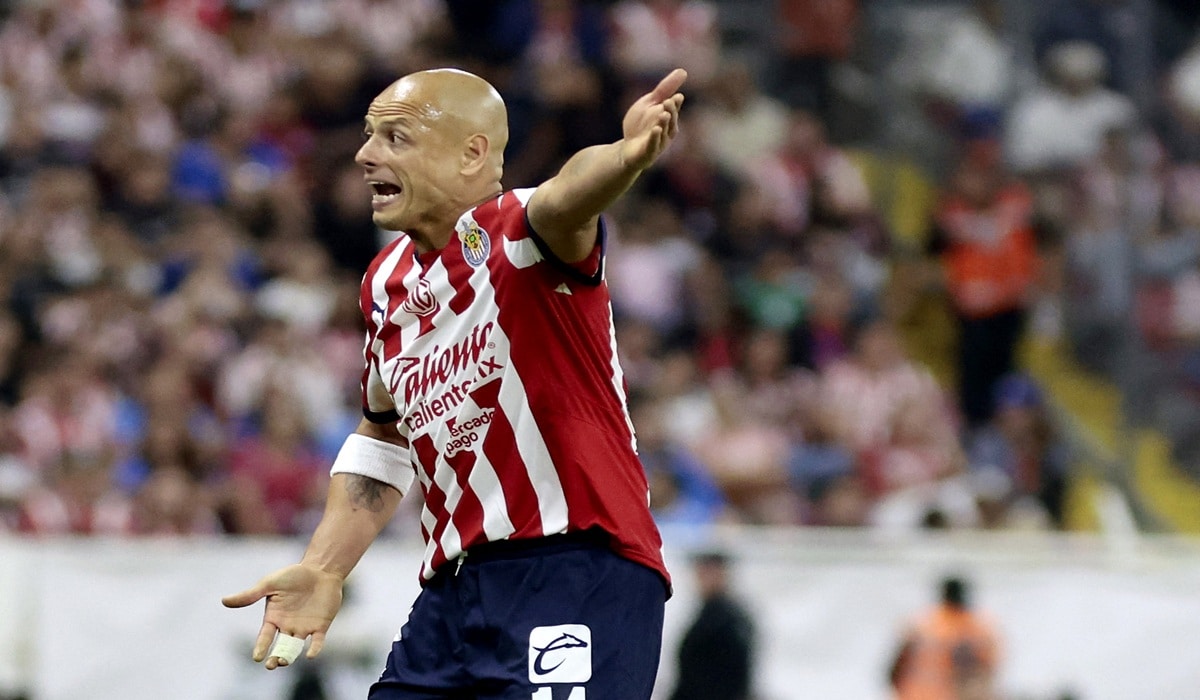 Javier Hernandez Minta Maaf Usai Lontarkan Pernyataan Seksis yang Kontroversial