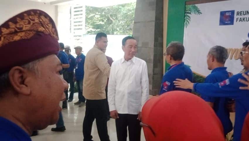 Jokowi Hadiri Reuni Fakultas Kehutanan UGM, Sebut Nama Teman Lama