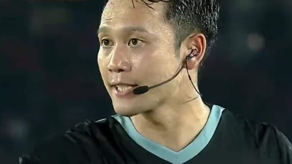 Koji Takasaki Pimpin Laga Timnas Indonesia U-23 vs Vietnam, Usir Ferarri
