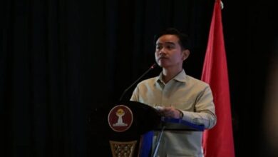 Kunjungan Malam-malam Wapres Gibran: Momen Berharga Bersama Siswa Sekolah Rakyat