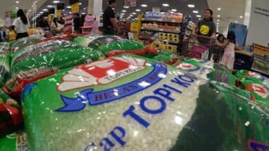 Marak Beras Oplosan, Perum Bulog Diminta Segera Salurkan Beras ke Pasar