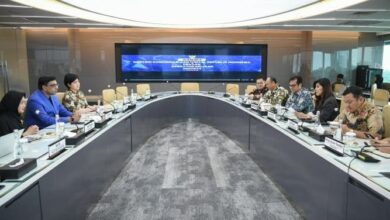 Menkominfo Peringatkan: AI untuk Rakyat Bukan Hanya Mesin Uang di Era Kecerdasan Buatan