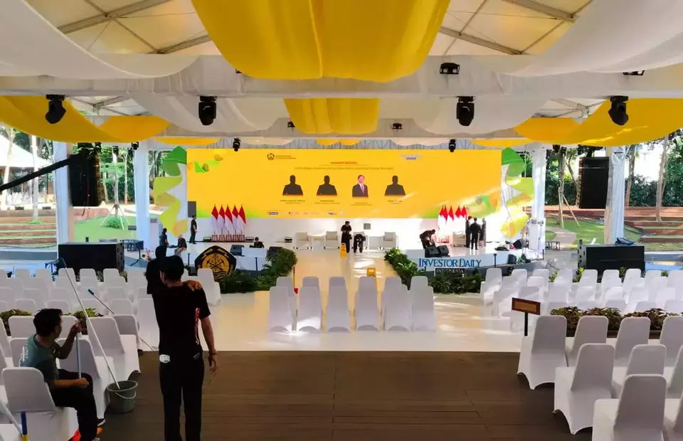 Menteri Bahlil Bahas Swasembada Energi di Energi Mineral Festival 2025