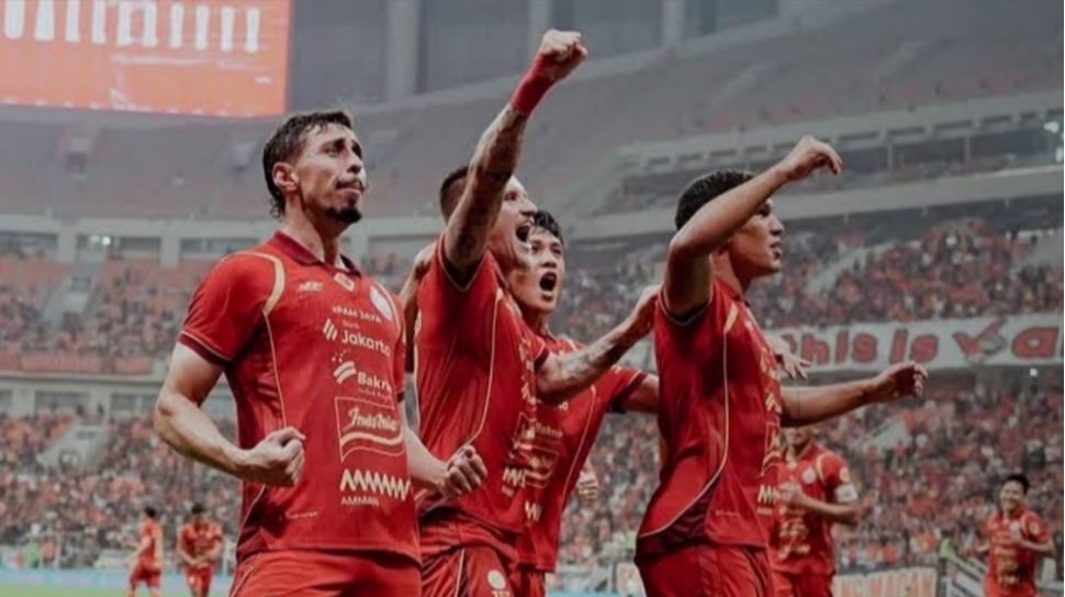 Persija Jakarta Siap Lampaui Persib di Super League 2025/2026? Eks MU Beri Tanggapan!