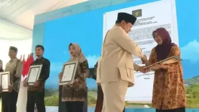 Presiden Prabowo Resmikan Kopdes Merah Putih dengan Penyerahan SK Hukum