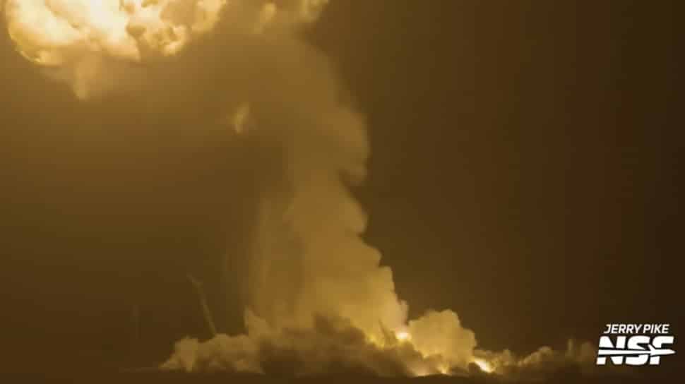 Roket SpaceX Meledak: Respons Tidak Disangka-sangka Elon Musk