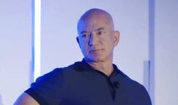 Tips Hidup Sehat ala Jeff Bezos: Bangun Pagi Santai Ngopi Tanpa Layar HP