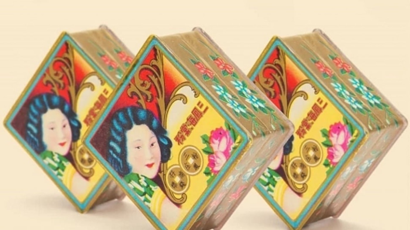 3 Bedak Tabur Legendaris di Indonesia: Kulit Mulus Hanya Modal Rp3 Ribu