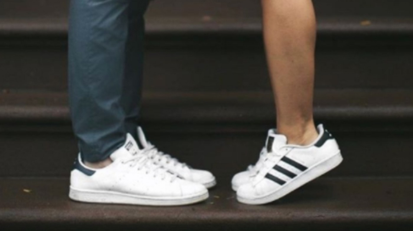 4 Sepatu Ini Bikin Kencan Pertama Mengesankan, Gak Perlu Ribet!