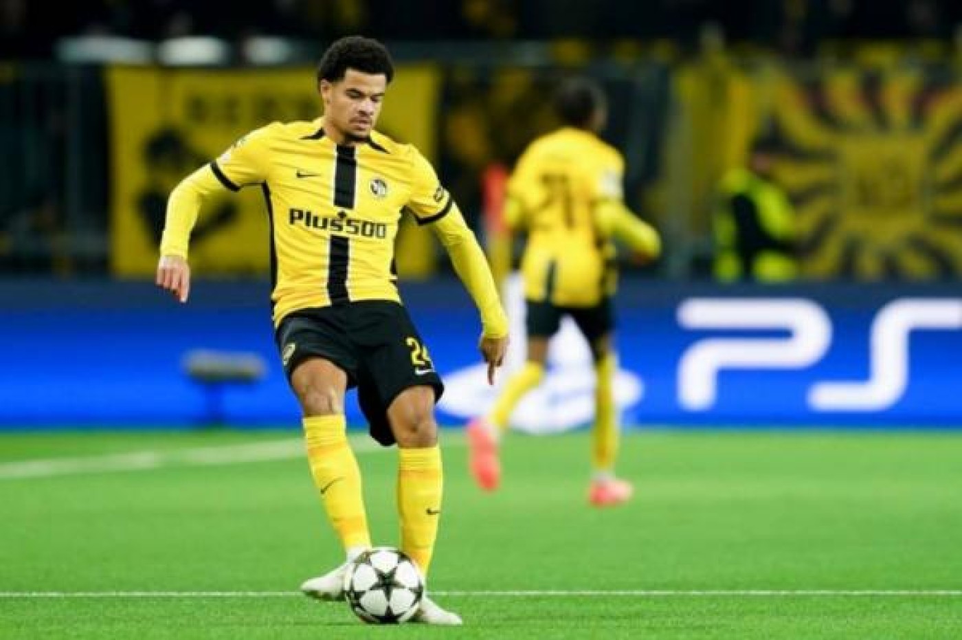 AC Milan Selangkah Lagi Dapatkan Zachary Athekame, Alternatif Pengganti Guela Doue