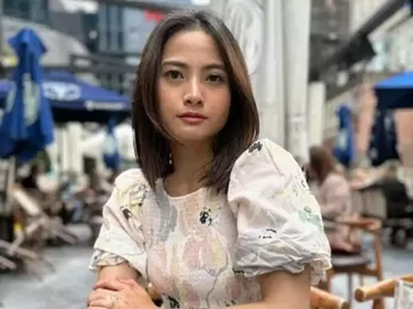 Acha Septriasa Jalani Salat Tobat 3 Bulan Sebelum Menggugat Cerai