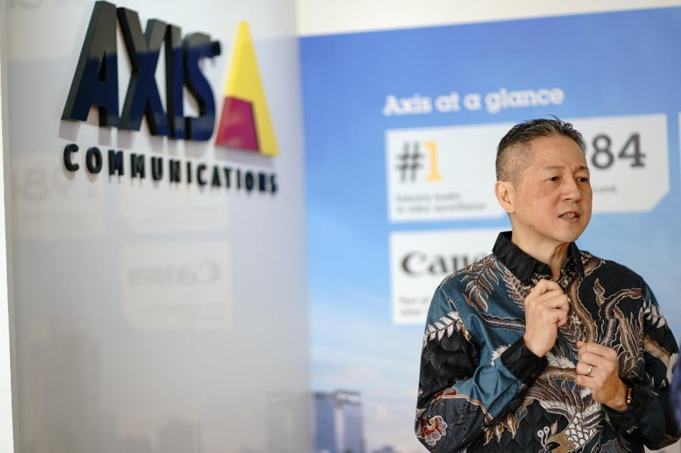 Axis Perkuat Penetrasi Pasar Indonesia dengan Inovasi dan Layanan Baru