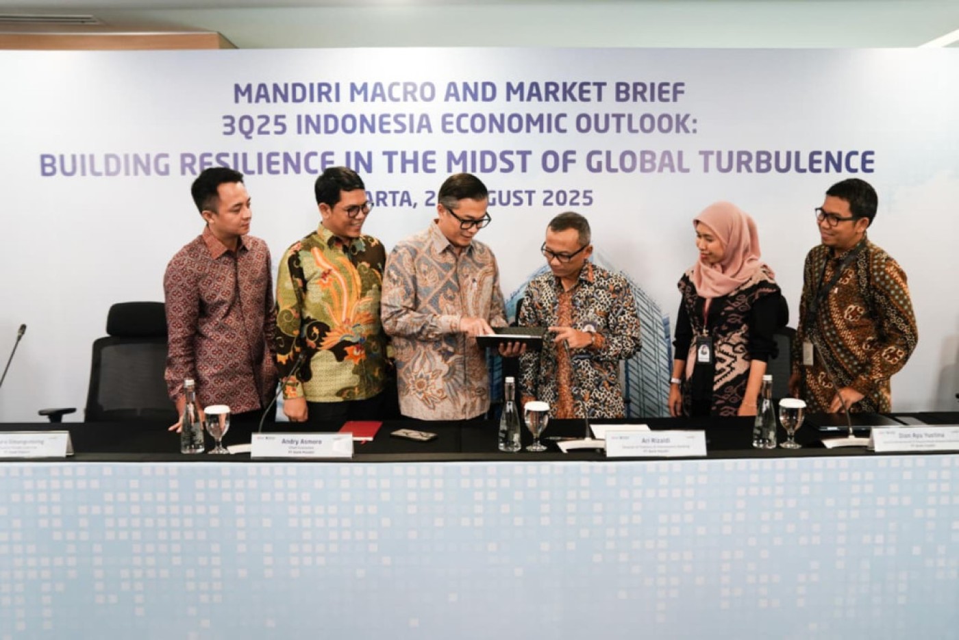 Bank Mandiri Proyeksikan Perekonomian Indonesia Tumbuh 5% pada 2025
