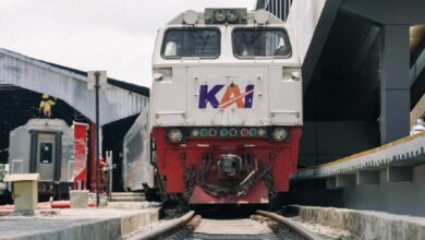 DPR Usul Gerbong Merokok: Kemunduran di Era Kereta Bebas Asap Sejak 2012