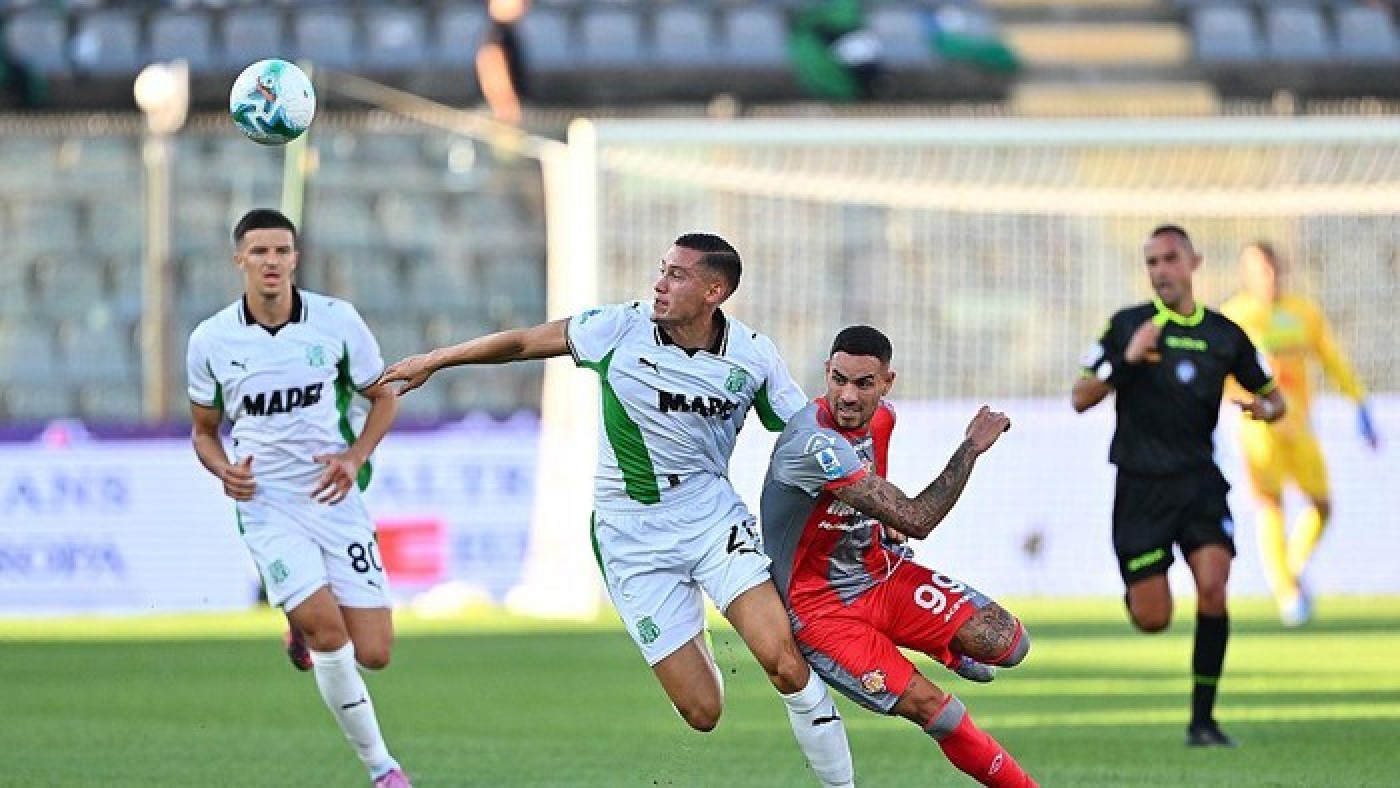 Jay Idzes Debut di Sassuolo, Timnya Emil Audero Raih Kemenangan Gemilang