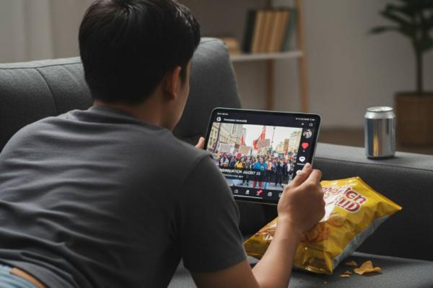 Komdigi Bantah Bungkam Netizen Terkait Permintaan Takedown Konten Demo 25 Agustus