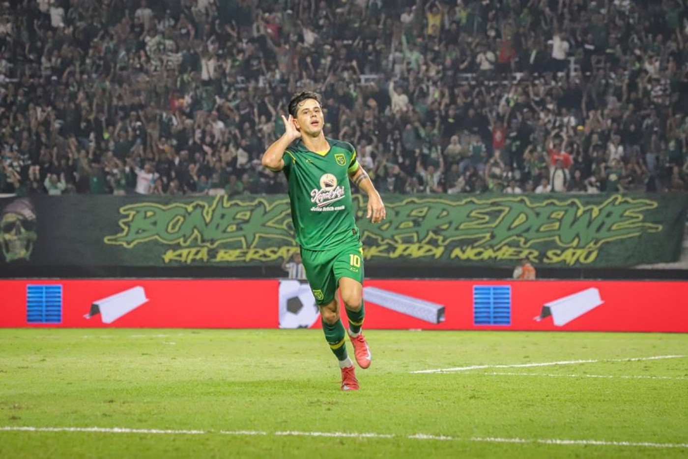 Lancar! Link Live Streaming Persita vs Persebaya 16 Agustus Babak Kedua