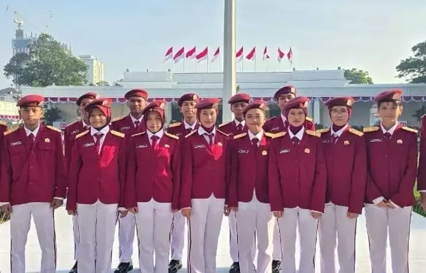 Paduan Suara Sekolah Rakyat Memukau di Istana HUT ke-80 RI