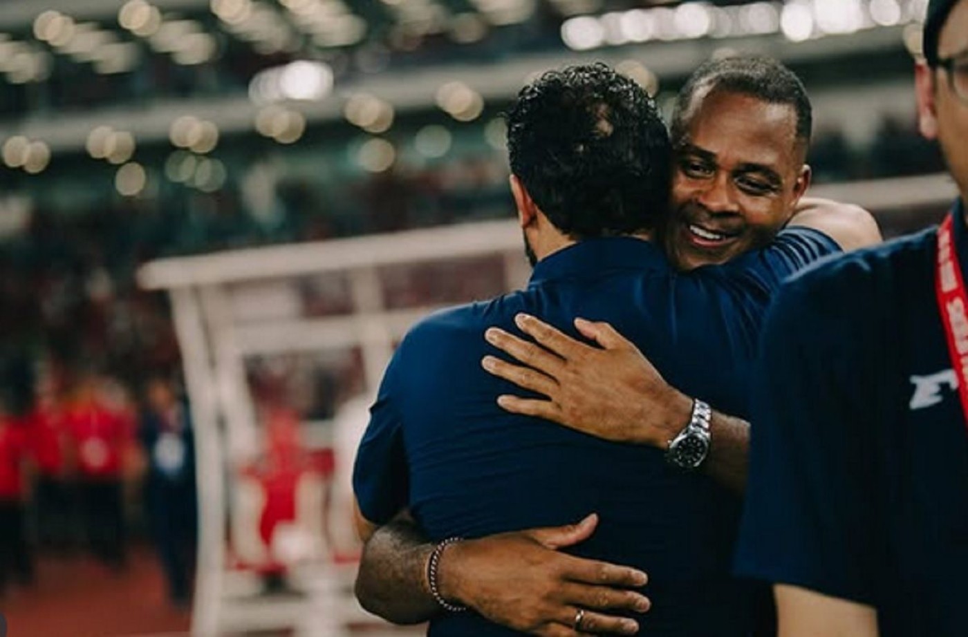Patrick Kluivert Bahagia: Calon Pemain Timnas Indonesia Duel Lawan Ronaldo!