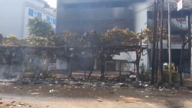 Penampakan Gedung Astra Usai Terbakar: Bau Gosong Masih Tercium Kuat