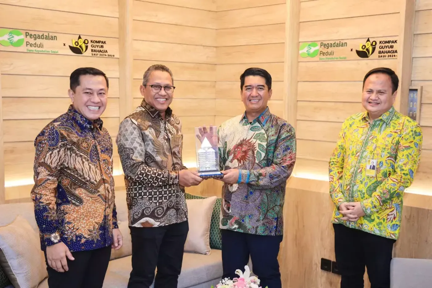 Peresmian Ruang Kreatif Kompak Guyub Bahagia: Kerjasama Strategis Pegadaian dan UI