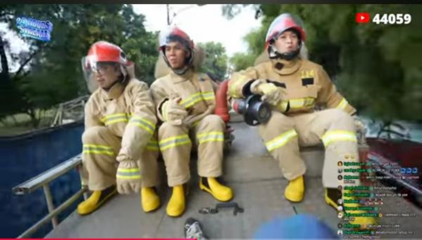 Rapper Rich Brian Dimarahi Petugas Damkar, Netizen Langsung Ngakak!