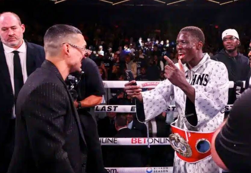 Richardson Hitchins Bidik Devin Haney dan Teofimo Lopez di Kelas Welter