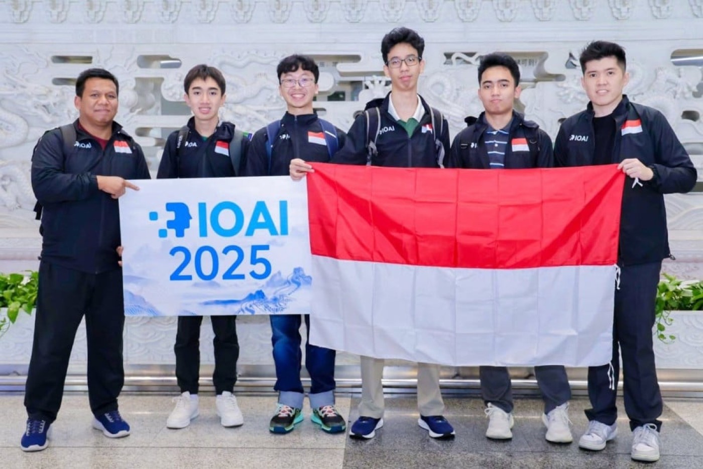 Siswa Indonesia Borong 4 Medali di Olimpiade AI 2025, Tahan Rindu China!