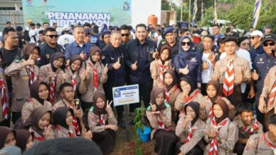 Tanam Pohon: Prananda Serukan Pentingnya Pahami Perubahan Iklim Lebih Dalam