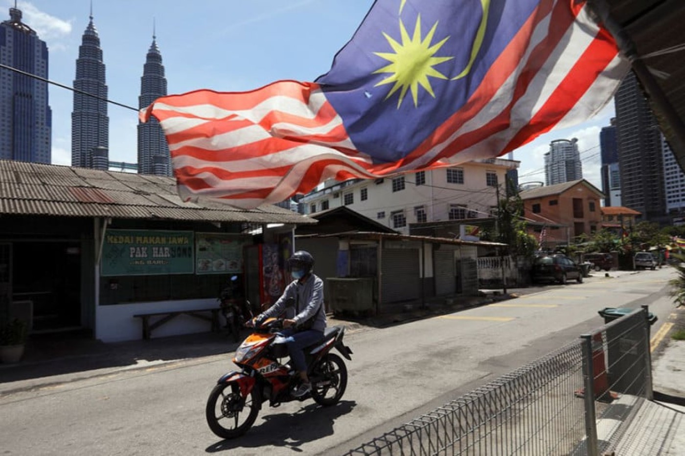 Tarif Impor Trump ke Malaysia: Kesepakatan Capai Rp2,45 Kuadriliun
