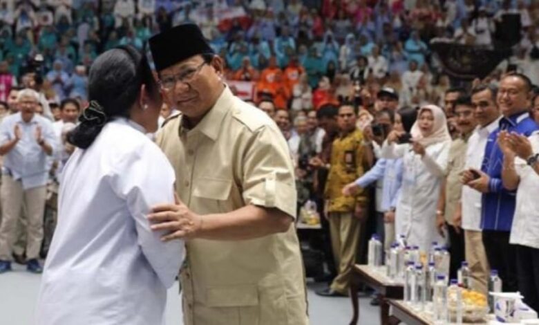 Titiek Soeharto Dukung Prabowo: Kontroversi Amnesti Hasto dan Abolisi Tom Lembong
