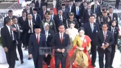 Wapres Gibran Tiba di Kompleks Parlemen, Disambut Puan untuk Sidang MPR