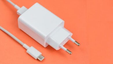 6 Kebiasaan Sehari-hari yang Tanpa Disadari Membuat Charger HP Cepat Rusak
