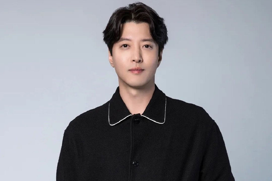 Aktor Lee Dong Gun Divonis Penyakit Langka yang Hanya Menyerang 1% Warga Korea