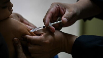 Antisipasi Campak: Puluhan Balita Ikut Vaksinasi Massal Gratis di Kota