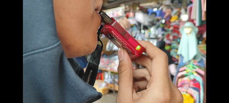 Banyak Negara Melarang Vape: Kenali Deretan Bahaya yang Ditimbulkan