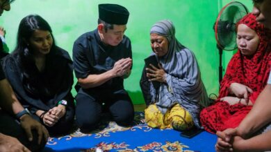 CEO Grab Anthony Tan Beri Dukungan di Rumah Duka Mitra Driver Makassar