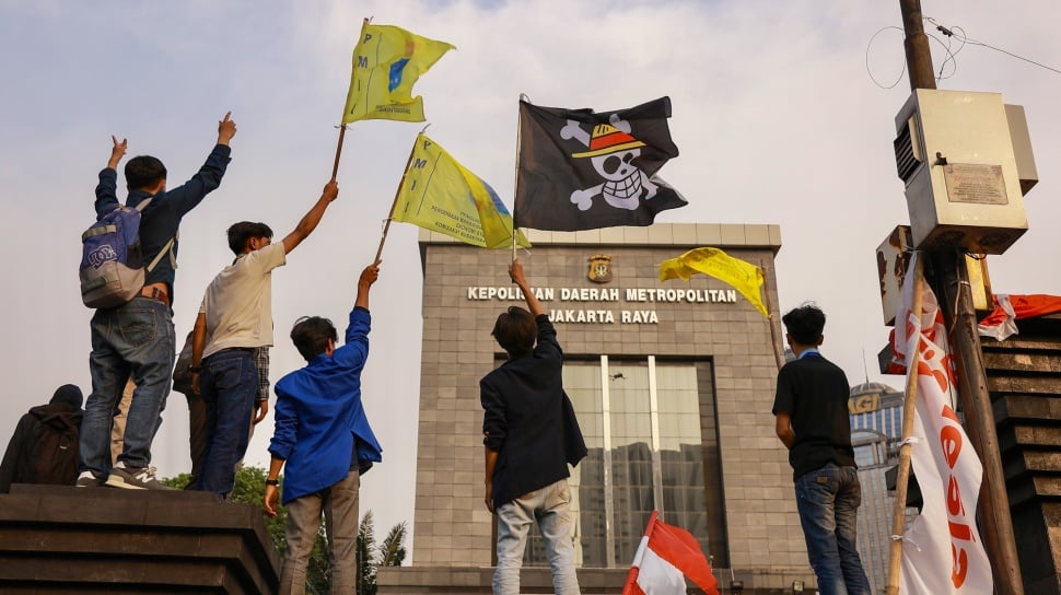 Demo Meluas: Sebabnya Bukan Asing, Tapi Masalah Perut Warga!