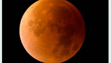 Fenomena Gerhana Bulan Total di Indonesia: Aman Lihat Tanpa Kacamata?