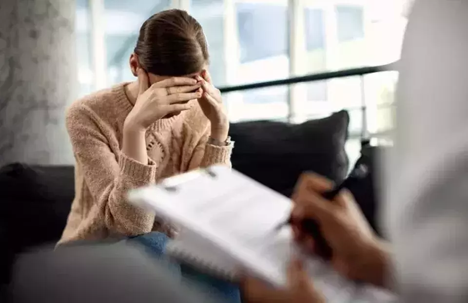 Gawat! 34,9% Remaja Indonesia Alami Masalah Kesehatan Mental