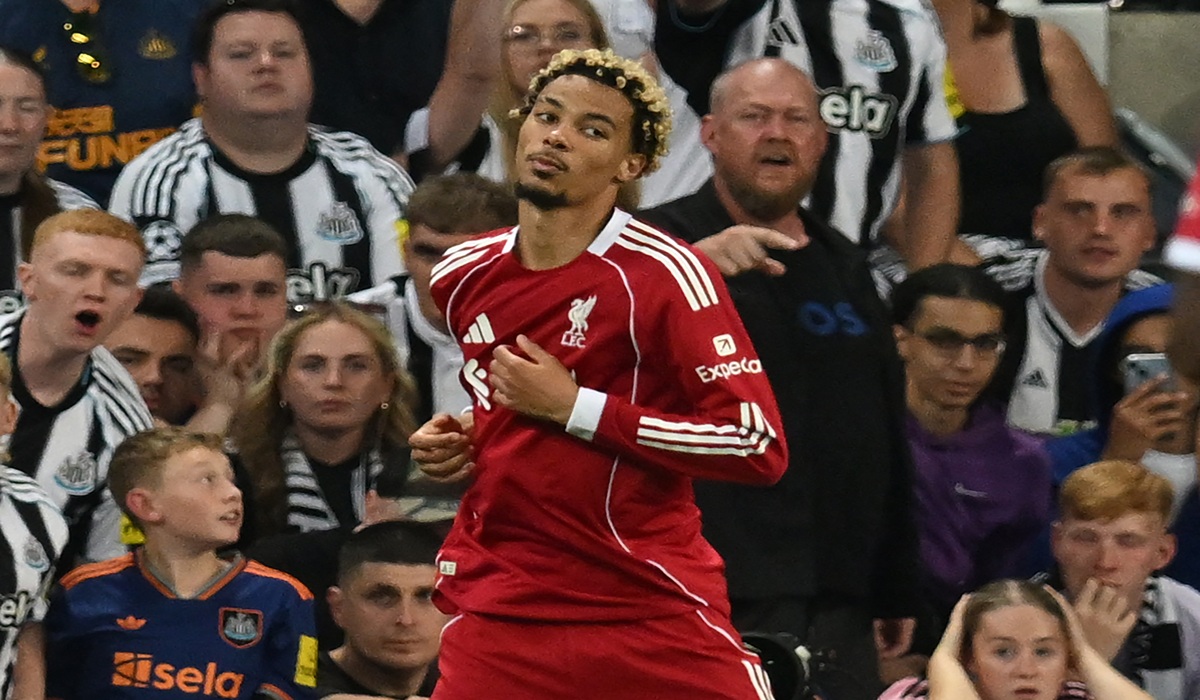 Hugo Ekitike: Persaingan dengan Alexander Isak Akan Tingkatkan Kemampuan