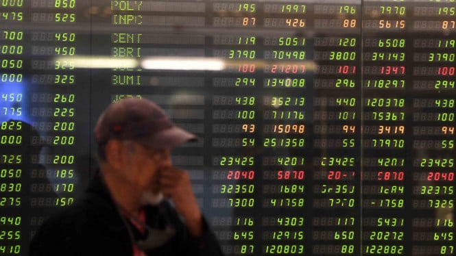 IHSG Sesi I Tergelincir, Simak 3 Saham Top Gainers LQ45 Hari Ini