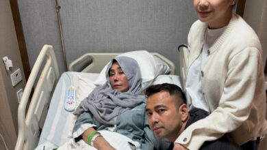 Ibunda Masuk Rumah Sakit, Raffi Ahmad Minta Doa untuk Operasi yang Lancar