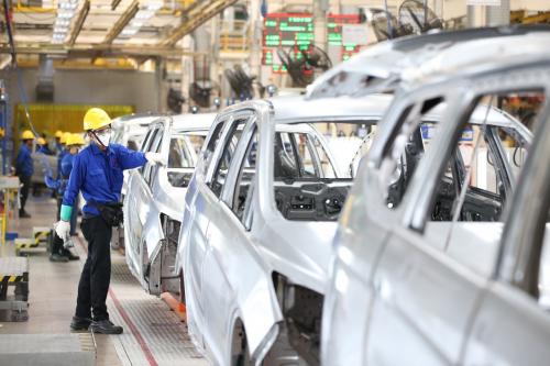 Industri Komponen Otomotif Tertekan Akibat Gempuran Mobil Listrik Impor