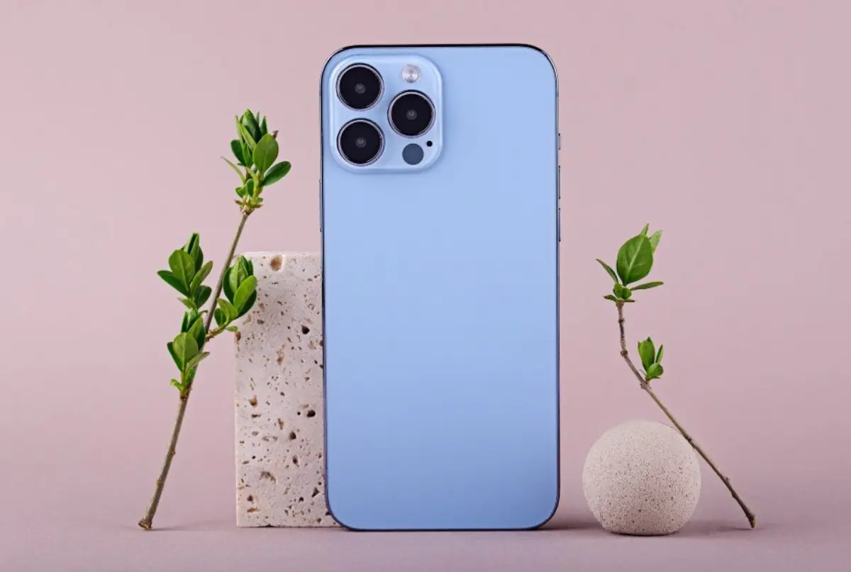 Jelang Peluncuran iPhone 17, 6 Harga iPhone Turun Signifikan di Pasaran